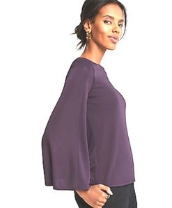 *FLASH SALE* Bell Sleeved Top